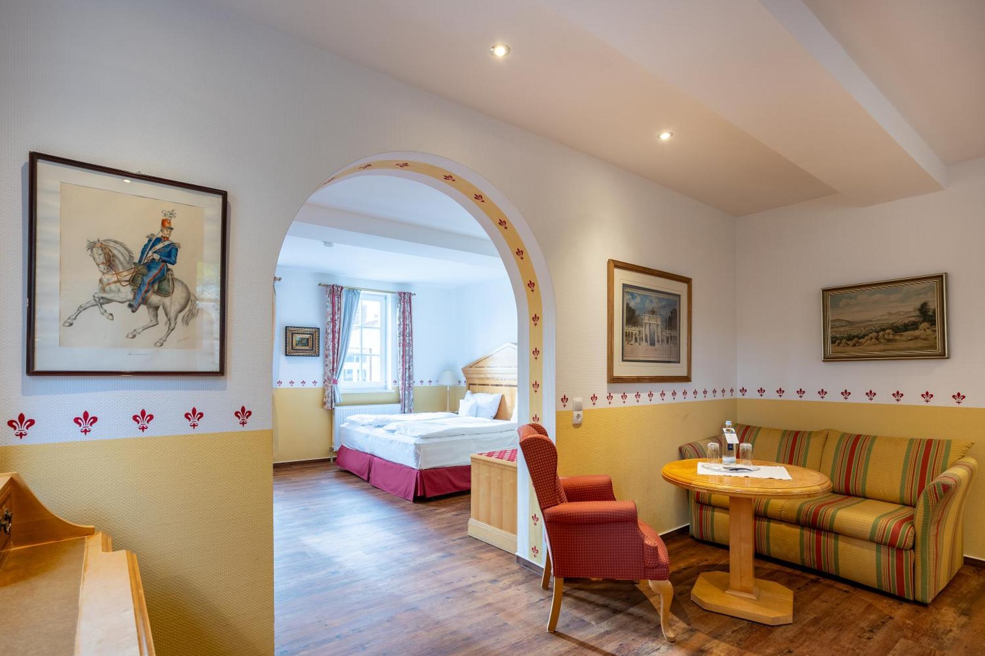 Burghotel Staufenberg Staufenberg  Eksteriør bilde