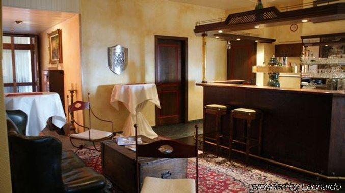 Burghotel Staufenberg Staufenberg  Restaurant bilde