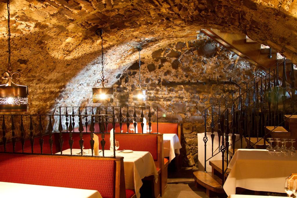 Burghotel Staufenberg Staufenberg  Eksteriør bilde